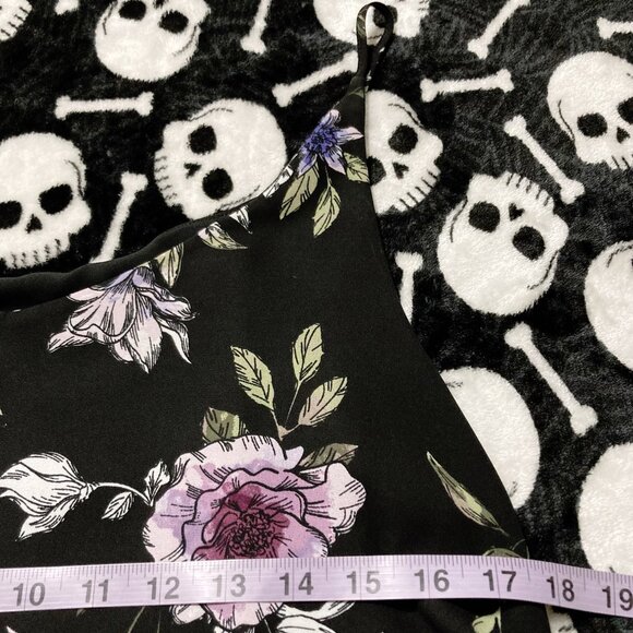 REITMANS Dark floral print spaghetti strap tank top ~ Boho XS SMALL black shirt - Picture 7 of 10